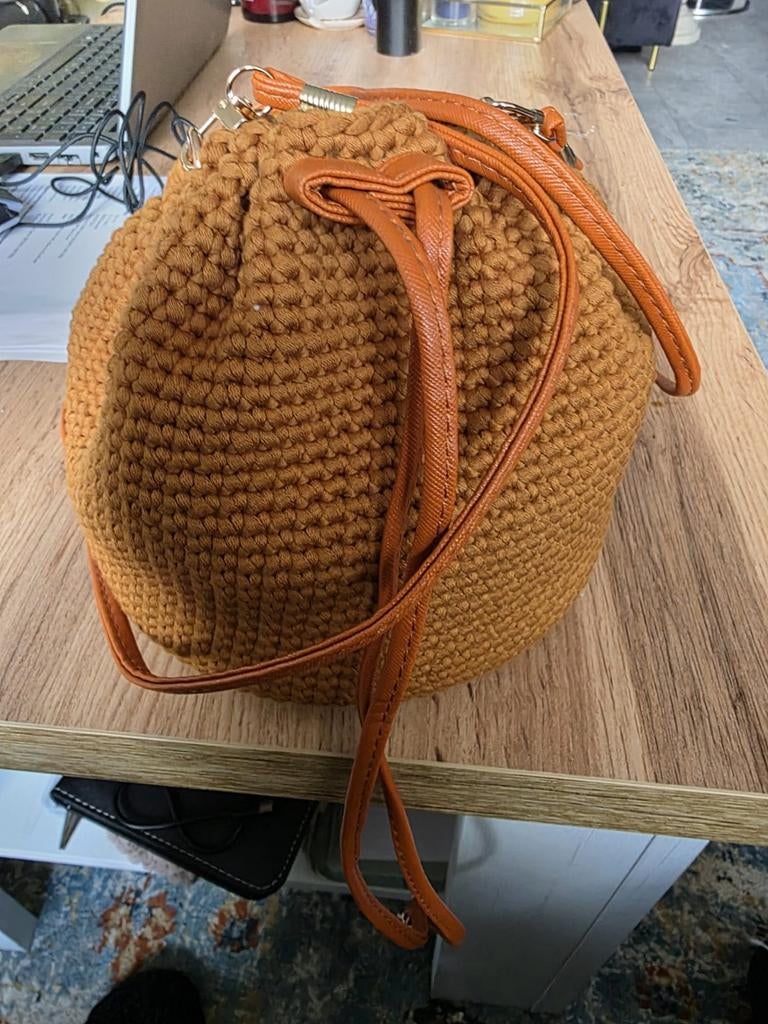Handgemaakte Unieke Beige Tas van Thishirt Gare, Ophalen of Verzenden, Nieuw, Beige, Handtas
