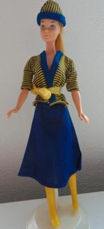 Barbie Stripes Right for City Sights 1970, Verzamelen, Poppen, Ophalen of Verzenden, Gebruikt, Kleertjes