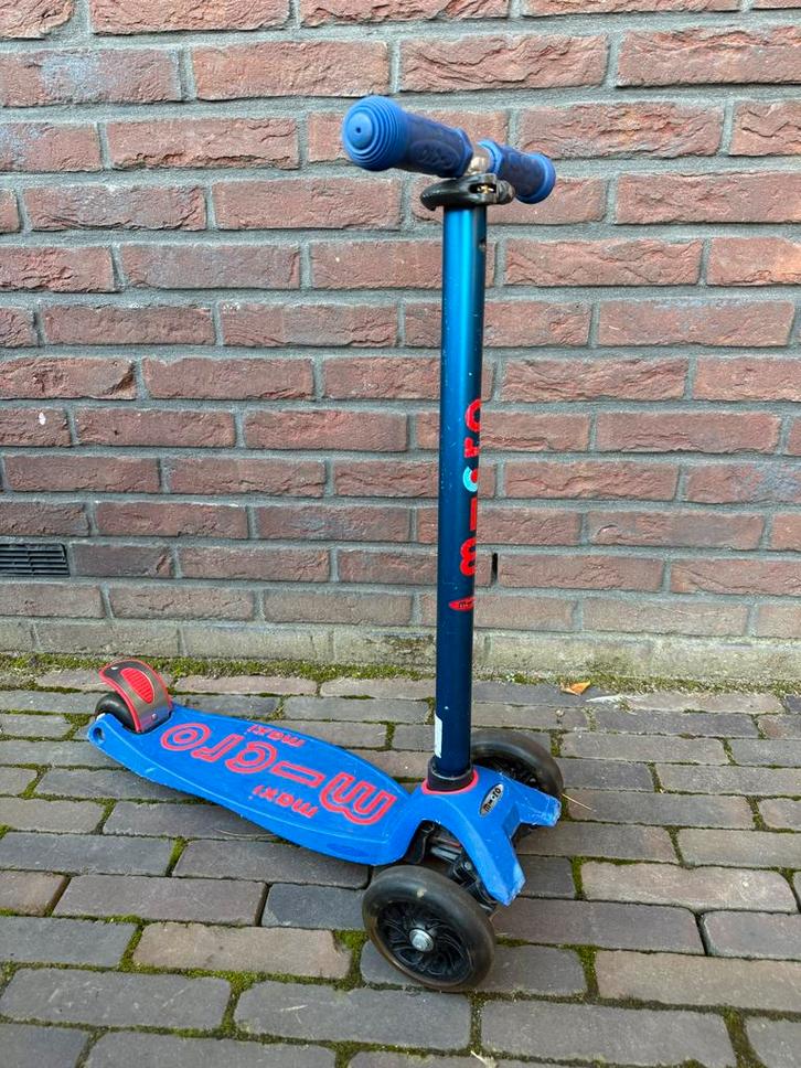 Microstep Maxi Deluxe - wielen met lampjes, Fietsen en Brommers, Steps, Gebruikt, Gewone step, Ophalen of Verzenden