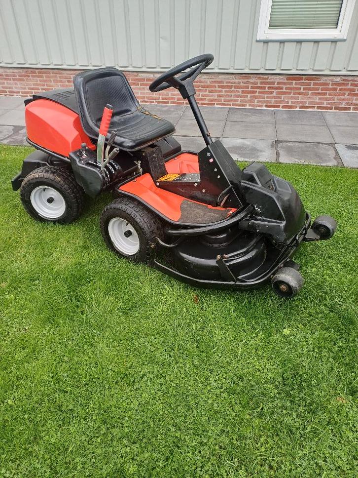 Jonsered Fr 2111m Frontmaaier met B&S motor, strak maaidek!, Tuin en Terras, Zitmaaiers, Gebruikt, 90 tot 120 cm, Elektrische starter