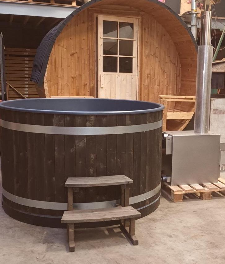 Hottub Aanbieding, Tuin en Terras, Bubbelbaden en Hottubs, Nieuw, Vast, Afdekzeil, Trap, Ophalen of Verzenden