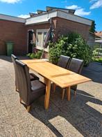 Uitschuifbare tafel met 4 kunststof stoelen zwart, Ophalen of Verzenden, Zo goed als nieuw