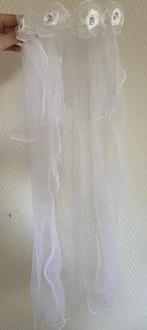 Mooie witte bruidssluier met bloemen voor meisje, Ophalen of Verzenden, Zo goed als nieuw, Wit, Accessoires