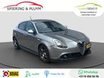 Alfa Romeo Giulietta 1.4 Turbo MultiAir | QV look Stoel & Sk, 65 €/maand, Euro 6, Origineel Nederlands, Zilver of Grijs