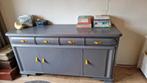 Vintage commode - Leisteengrijs met gele leren handgreepjes, Ophalen, Zo goed als nieuw