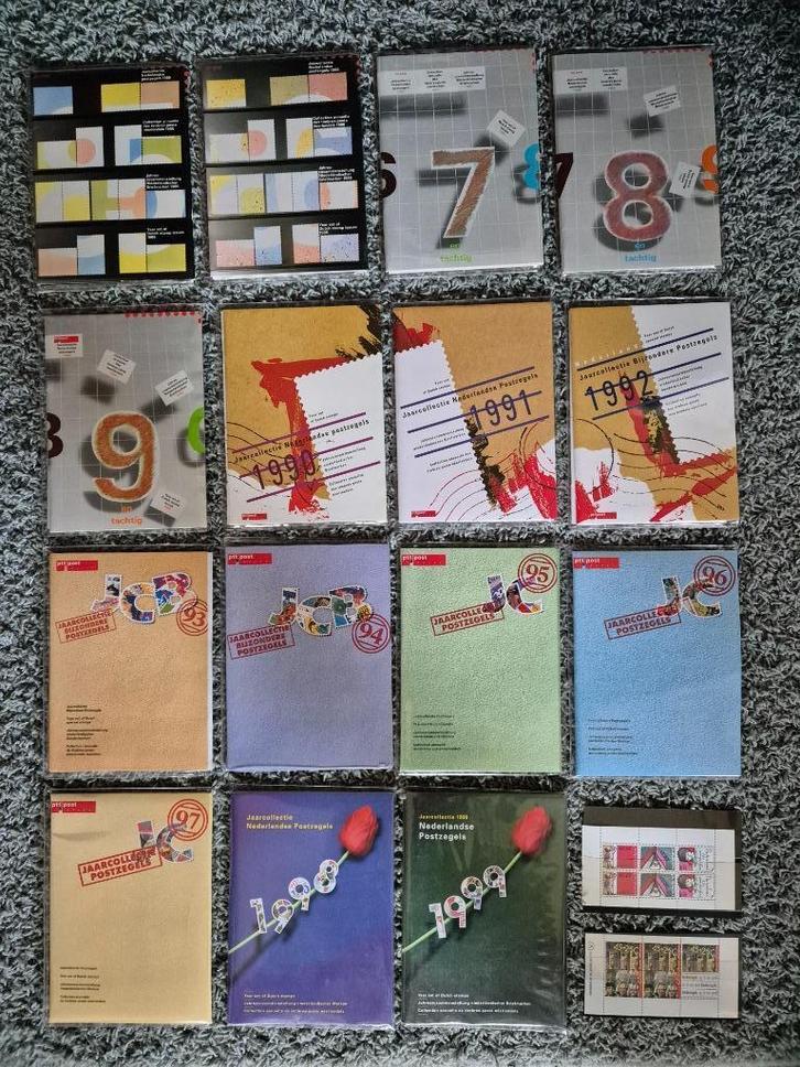 Postzegelcollectie 1985 t/m 1999 + 2 vellen kinderpostzegels, Postzegels en Munten, Postzegels | Nederland, Postfris, Na 1940