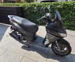 Mooie Aprilia SXR 50 (ook eventueel te ruil), Fietsen en Brommers, Scooters | Aprilia, Ophalen of Verzenden, Zo goed als nieuw