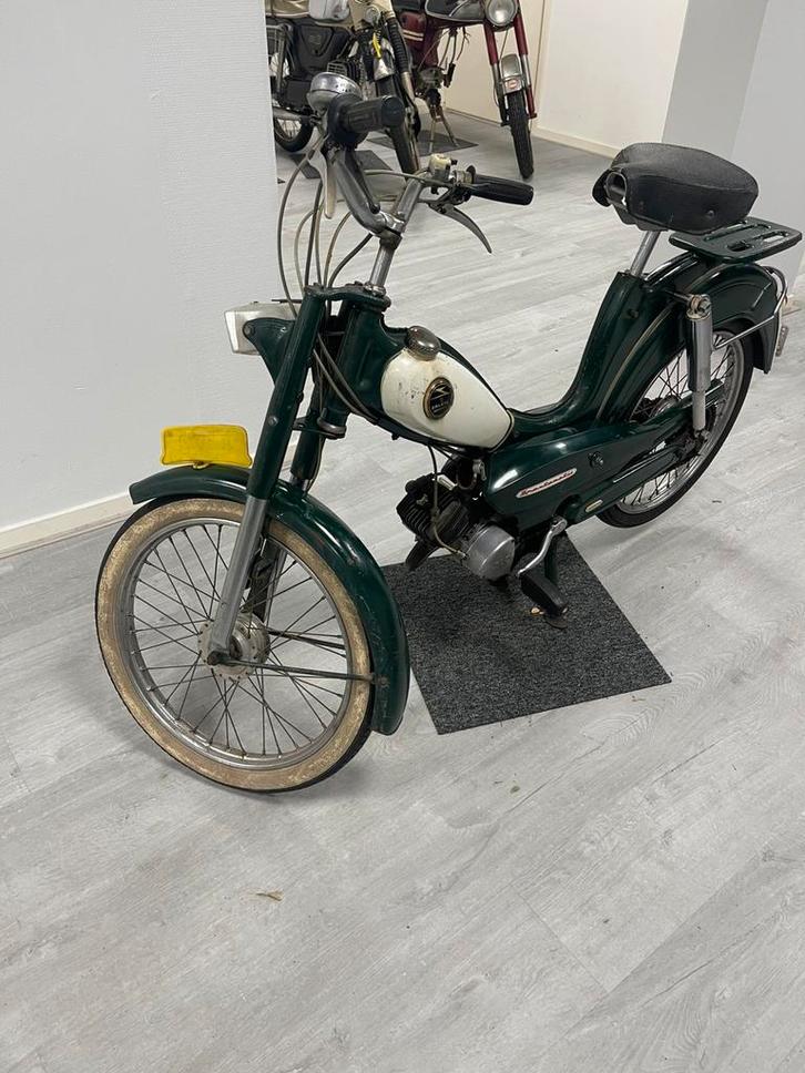 Hele nette Sparta Toer Spartamatic, Fietsen en Brommers, Brommers | Oldtimers, Sparta, Maximaal 45 km/u, Ophalen