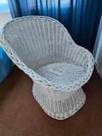 witte vintage gevlochten rotan stoel, Ophalen, Gebruikt, Wit, Riet of Rotan