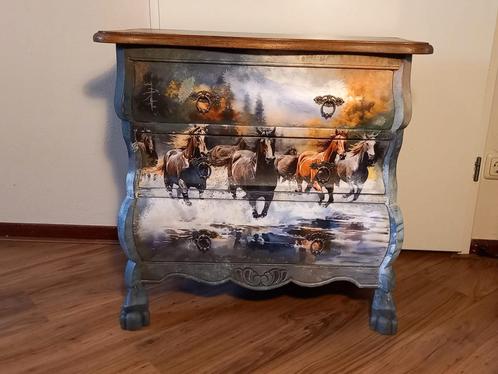 Gepimpt Buikkastje met Paarden, Huis en Inrichting, Kasten | Dressoirs, Gebruikt, 50 tot 100 cm, 25 tot 50 cm, Met lade(s), Overige houtsoorten
