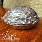 Vintage, retro walnoot notenkraker zilverkleur, Ophalen of Verzenden, Huis en Inrichting