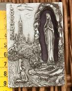 Lourdes … Maria met Bernadette Soubirous, Ophalen of Verzenden, Zo goed als nieuw
