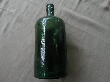 Antieke groen glazen fles Naarden, luchtbellen beschikbaar voor biedingen