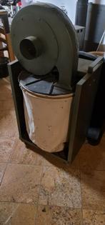 Dewalt afzuiging, Ophalen