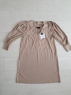 Mooij travelstof jurk beige - 3 kwart pof mouwtjes - maat l, Kleding | Dames, Jurken, Ophalen of Verzenden, Nieuw, Maat 38/40 (M)