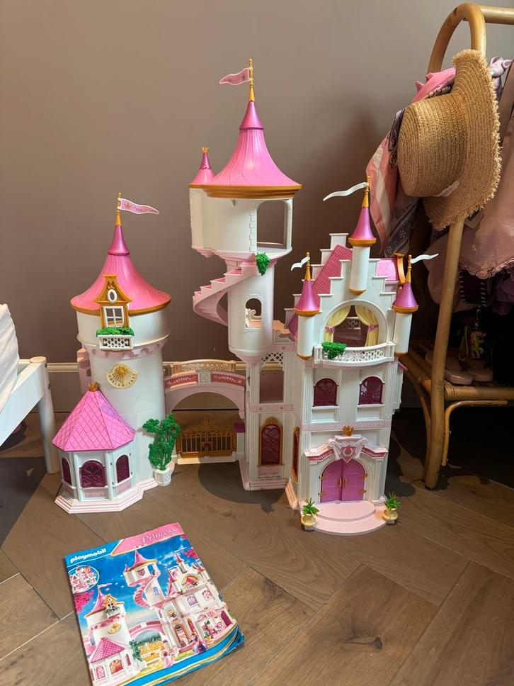Playmobil Prinsessenkasteel - Groot!, Kinderen en Baby's, Speelgoed | Playmobil, Zo goed als nieuw, Complete set, Ophalen of Verzenden
