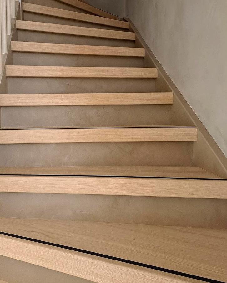 Eiken dichte traprenovatie + montage eiken trap renoveren, Doe-het-zelf en Verbouw, Platen en Panelen, Nieuw, Ophalen
