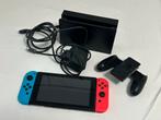 Nintendo Switch, rood en blauwe joy con en met games, Ophalen, Met games, Zo goed als nieuw, Switch Original