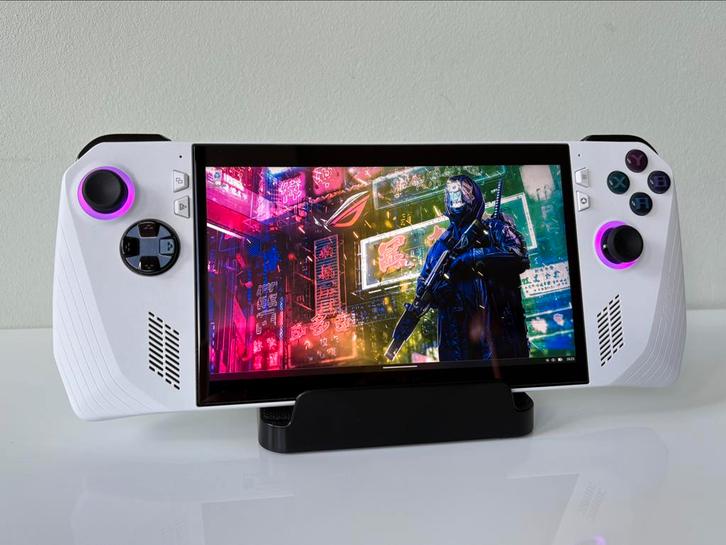 ROG Ally met 2TB upgrade! + Hardcase & Accessoires, Spelcomputers en Games, Spelcomputers | Overige, Zo goed als nieuw, Ophalen of Verzenden