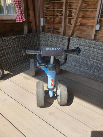 Nette Pukylino 4 wiel loopfiets  beschikbaar voor biedingen