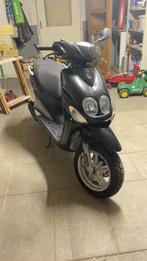 Yamaha neos 2009, Fietsen en Brommers, Scooters | Yamaha, Ophalen, Maximaal 45 km/u, Zo goed als nieuw, Benzine