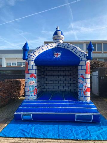 Supercool springkussen Kasteel te huur! 3,5 x 4,5m! Met dak beschikbaar voor biedingen