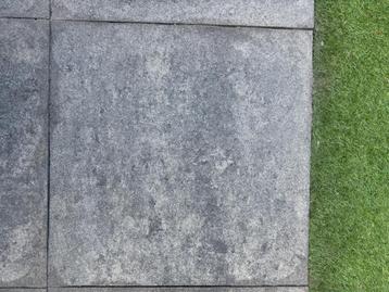 12x Antraciet Beton tegels 40x40 beschikbaar voor biedingen