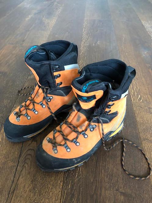 Scarpa Mont Blanc GTX maat 42 1/5, Sport en Fitness, Bergsport en Wandelen, Zo goed als nieuw, Schoenen, Ophalen