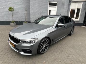 BMW 5-serie 540i | M PAKKET | DAKJE | SOFTCLOSE | KEYLESS |  beschikbaar voor biedingen