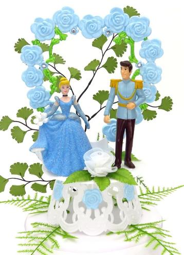 Super mooie taarttopper met Assepoester en Prins. beschikbaar voor biedingen