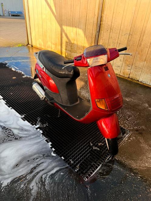 Piaggio skipper 125cc A1 skr, Fietsen en Brommers, Scooters | Piaggio, Zo goed als nieuw, Overige modellen, Ophalen of Verzenden