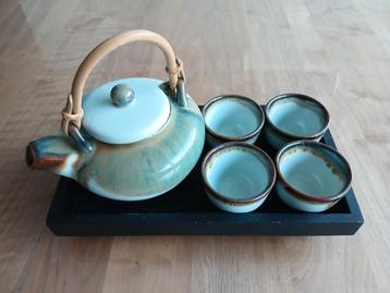 Koffie thee serviesje China  beschikbaar voor biedingen