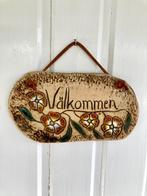 Keramisch welkomstbord uit Zweden met leren ophang veter, Ophalen of Verzenden