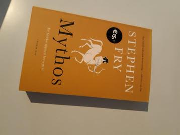 Mythos - Stephen Fry beschikbaar voor biedingen