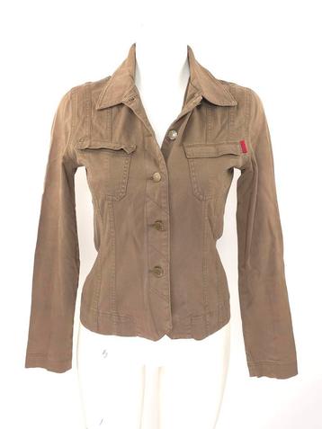 Scapa legergroene blouse jas maat 36
In zeer goede staat
 beschikbaar voor biedingen