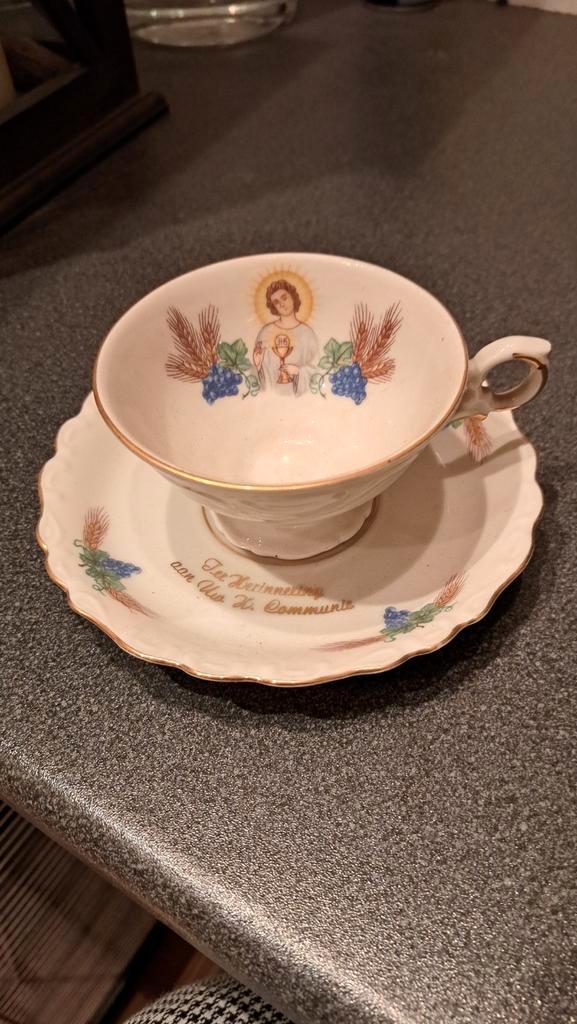 Antiek theeservies ter herinnering aan de communie, Antiek en Kunst, Antiek | Servies compleet, Ophalen of Verzenden