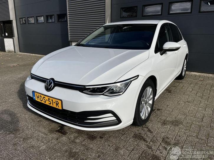 Volkswagen Golf 1.0 TSI NAVI / CRUISE / PDC (bj 2021), Auto diversen, Schadeauto's, Volkswagen, Handgeschakeld, Benzine, Hatchback