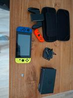 Nintendo Switch (2019) met accessoires, Switch 2019 Upgrade, Gebruikt, Met 2 controllers, Ophalen of Verzenden