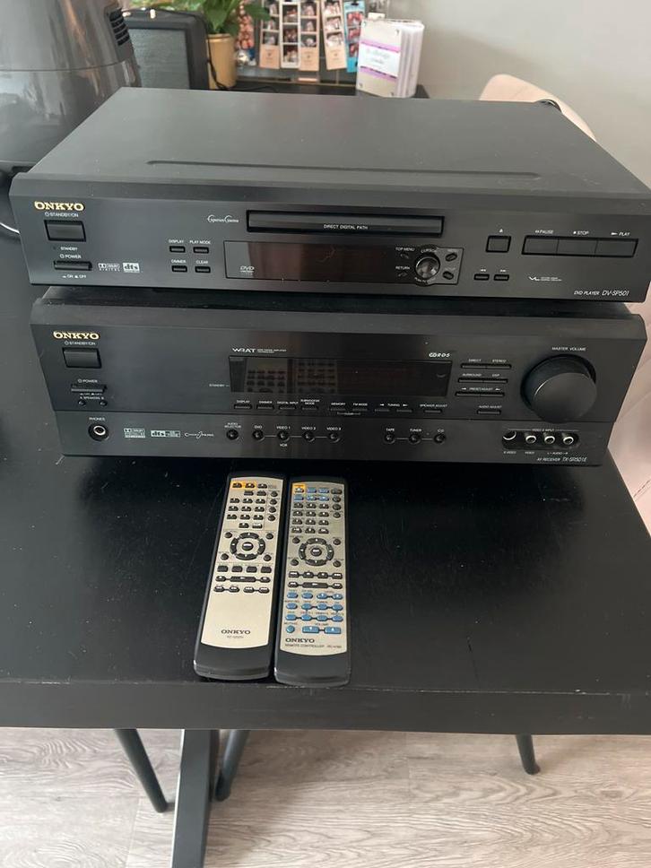 Onkyo Versterker TX-SR501E en DVD Speler DV-SP501, Audio, Tv en Foto, Versterkers en Receivers, Gebruikt, Onkyo, Ophalen