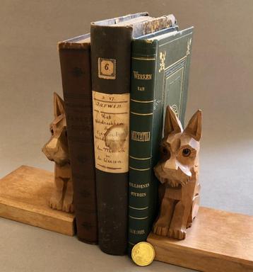 Boekensteunen Scottie Dog, Hout, Handgesneden, Art Deco beschikbaar voor biedingen