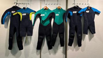 Meerdere kinder wetsuits beschikbaar voor biedingen