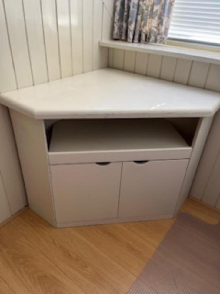 driehoekig TV-kastje, Huis en Inrichting, Kasten | Televisiemeubels, Gebruikt, Minder dan 100 cm, 50 tot 100 cm, 50 tot 75 cm