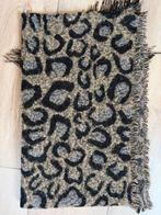 Leuke sjaal met luipaardprint, Ophalen of Verzenden, Zo goed als nieuw, Maat 38/40 (M), Sjaal