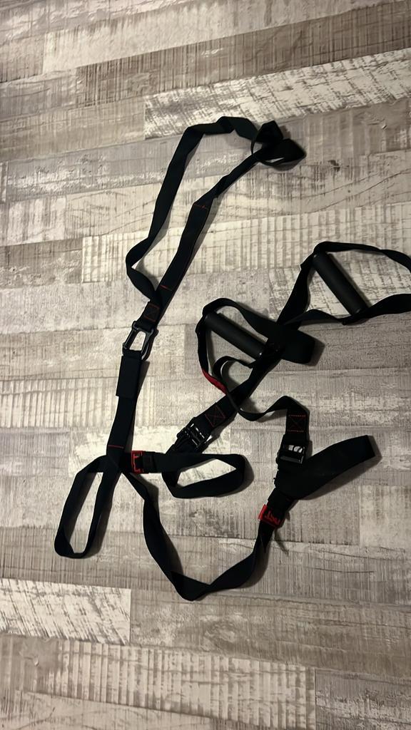 Kracht training weerstand band, Sport en Fitness, Fitnessmaterialen, Gebruikt, Weerstandband, Armen, Borst, Rug, Ophalen of Verzenden