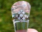 Witgouden ring bezet met 7 briljant geslepen diamanten, Gebruikt, Wit, Ophalen of Verzenden, 17 tot 18