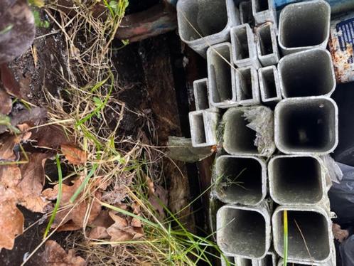 37x aluminium kokerbuisprofiel, Doe-het-zelf en Verbouw, Buizen en Afvoer, Gebruikt, Aluminium, Ophalen