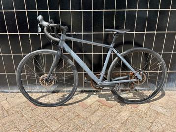 Van Rysel racefiets grijs.   beschikbaar voor biedingen