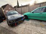 E30 met rolkooi met werk, Ophalen