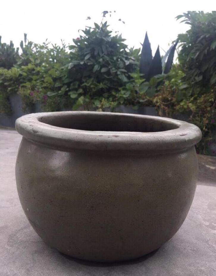 Stevige zware bol bloempot geglazuurde olijfgroen terracotta, Tuin en Terras, Bloempotten, Zo goed als nieuw, Terracotta, Binnen