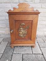 Een antieke Jugendstel wand kasje in goede staat, Antiek en Kunst, Ophalen of Verzenden